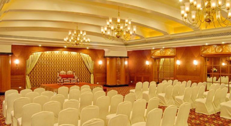 The Imperial Palace Rajkot Εξωτερικό φωτογραφία